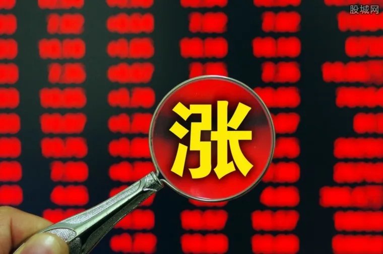 伊利股东大会 潘刚现身股东大会当天股价大涨