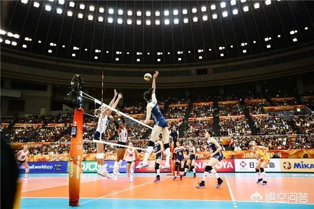 中国女排3-2大比分逆转美国女排,丁霞变身“拼命三郎”令人感动,大家如何评价?