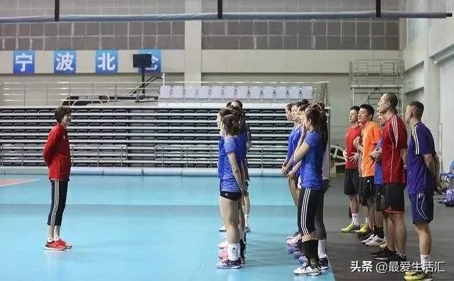 东京奥运前女排三大赛事全部取消，郎平回应颇含深意，她都说了些什么？会选择续约吗？