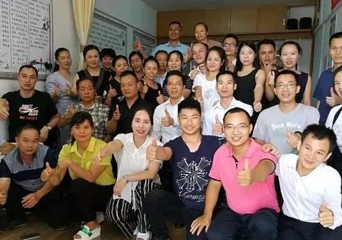 有多少人听徐鹤宁的演讲而成功的
