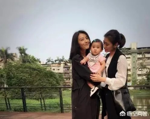 刘亦菲为张靓颖庆生，娱乐圈还有哪些好闺蜜在？