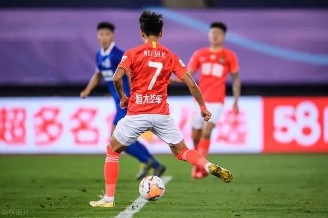 2020赛季中超揭幕战恒大2:0击败申花,如何评价本场比赛?