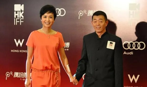 蒋雯丽和顾长卫早已貌合神离，他们为何一直不离婚？