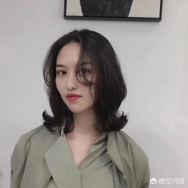 每次去做造型感觉都很好看,想知道理发师一般都会用什么牌子的卷发棒啊?