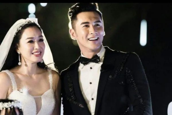 张伦硕颜值担当,为什么和比自己大很多的钟丽缇恋爱?
