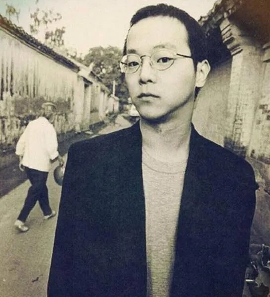 如何看待窦唯主动发布新歌消息？