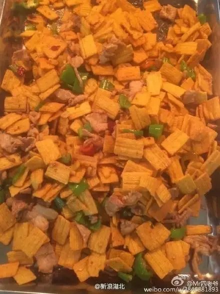为什么大学食堂会出一些很怪的菜？
