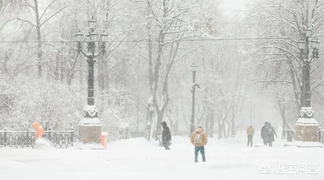 为什么说俄罗斯莫斯科2月3、4日的降雪是“世纪大雪”,人们的生活受到哪些影响?