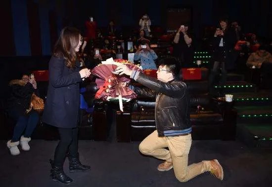 影院求婚策划的事项有哪些 需要安排的细节又有哪些