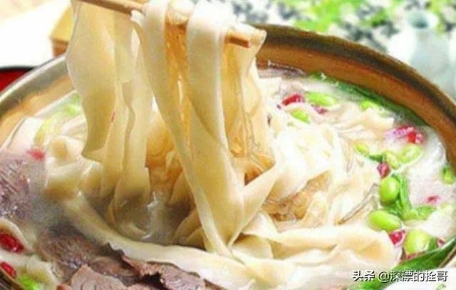 作为一个河南人,你是喜欢吃名气大的连锁烩面还是夫妻档小摊老店?