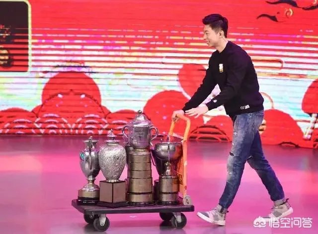 国乒包揽世乒赛五冠，有球迷形容他们：带来四个奖杯，又带回了六个奖杯，如何解读？