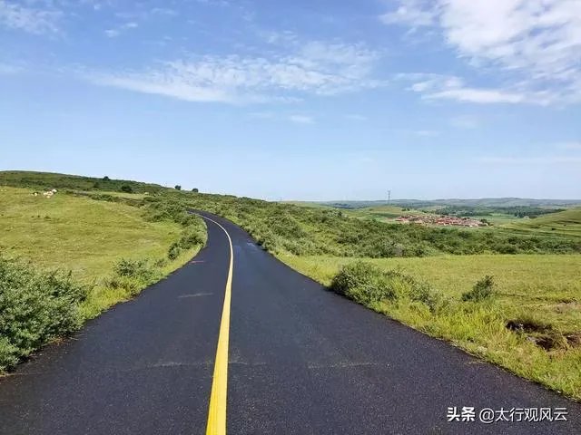 八月初去草原天路穿什么衣服?