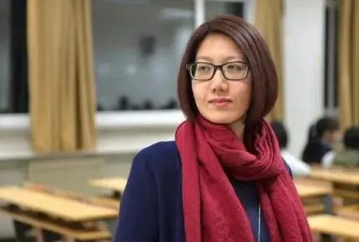 易立竞真敢说!马思纯和周冬雨的关系真的出问题了吗?