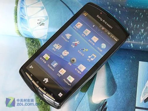 PSP手机梦想变现实 SE XPERIA PLAY评测