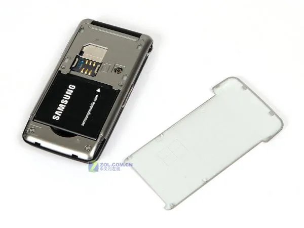 三星 S3600C翻盖手机电池怎么拆啊？？急死我啦