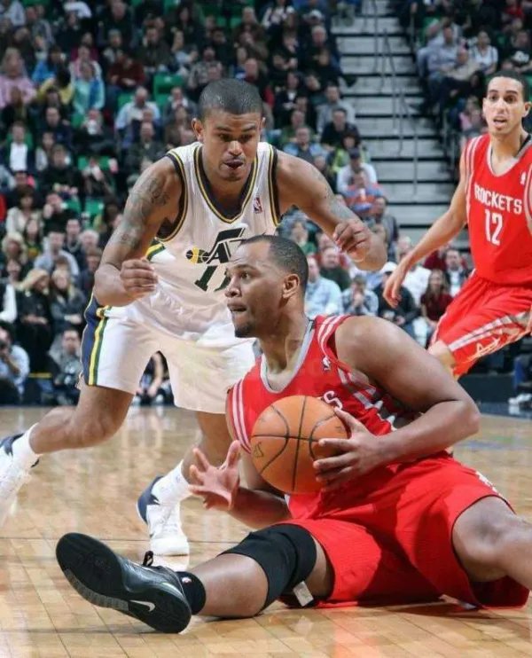 海耶斯在NBA赚了多少钱?