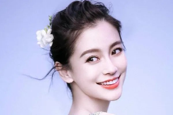 有哪些明星的妻子是混血？