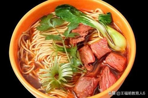 作为一个河南人,你是喜欢吃名气大的连锁烩面还是夫妻档小摊老店?
