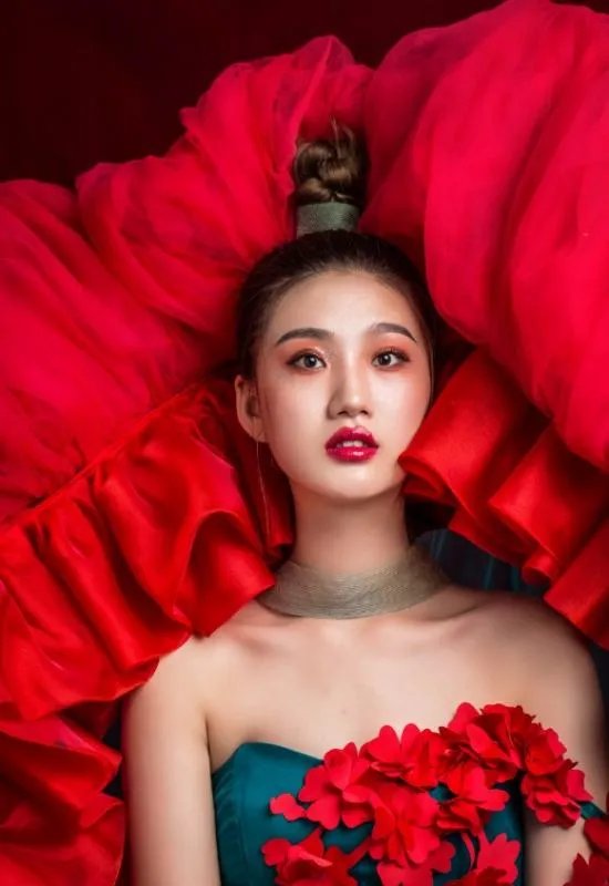长沙杨柳化妆学校和夏扬化妆学校哪个好