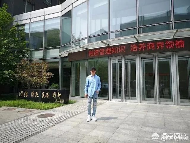 如何看待胡彦斌否认和郑爽复合这件事?
