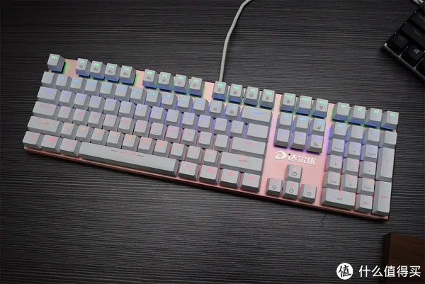 送女友的玫瑰金键盘 — 达尔优 108键 机械点彩版 背光机械键盘 开箱