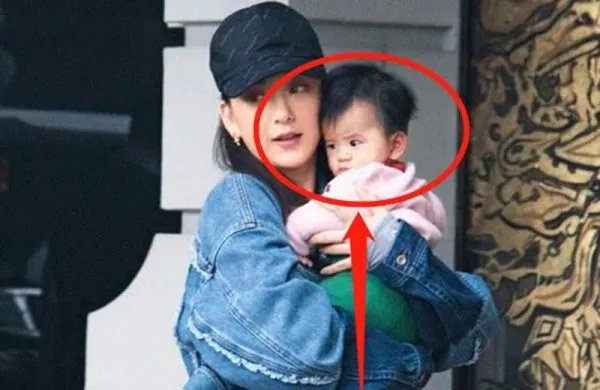 郭富城一岁小女儿首度曝光,孩子真的长得酷似外婆吗
