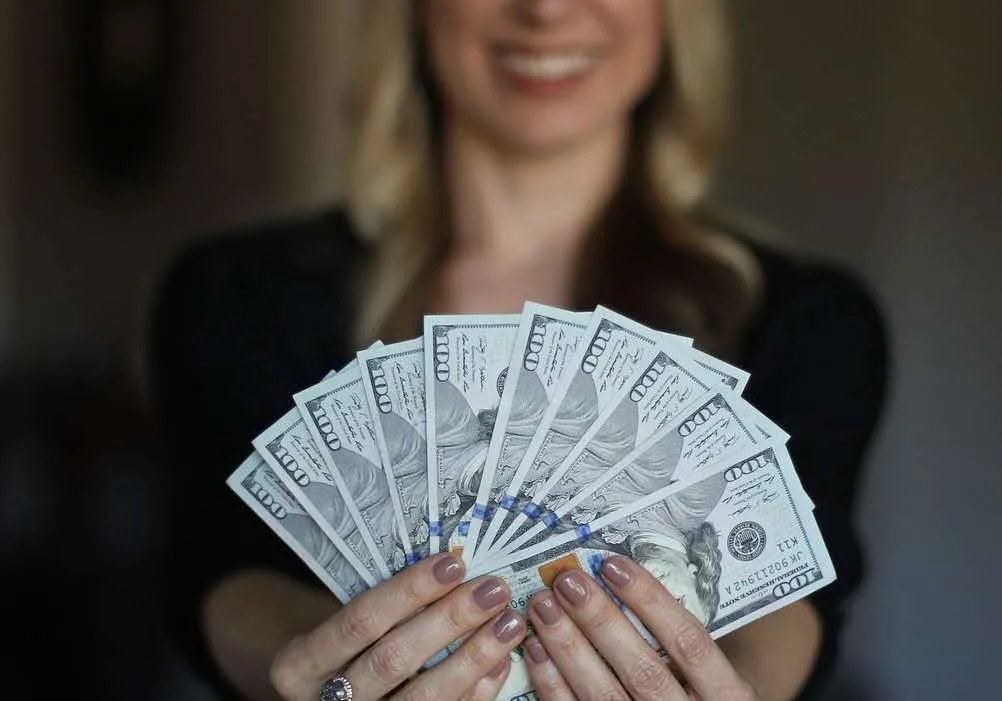 刘涛出道时存15万备用金，养成存钱的习惯到底有多重要？