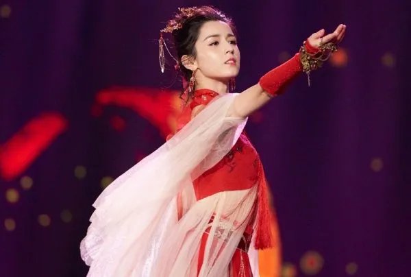哈妮克孜被造谣插足陈赫婚姻,哈妮克孜和陈赫到底是什么关系?