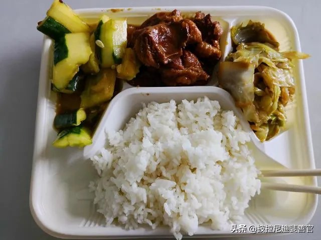 汽车4s店看车都有午饭吗