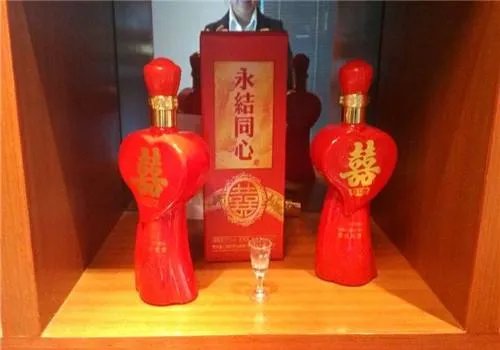 适合婚宴的酒三种推荐 婚宴用酒的选购技巧