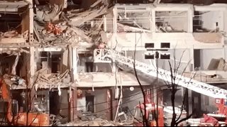 浙江一油罐车发生爆炸,已造成4人死亡50多人受伤,怎么回事?