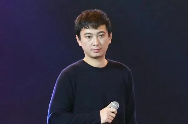不愧是首富之子王思聪科普王菲“天价”门票内幕,比金星都敢说,你怎么看?