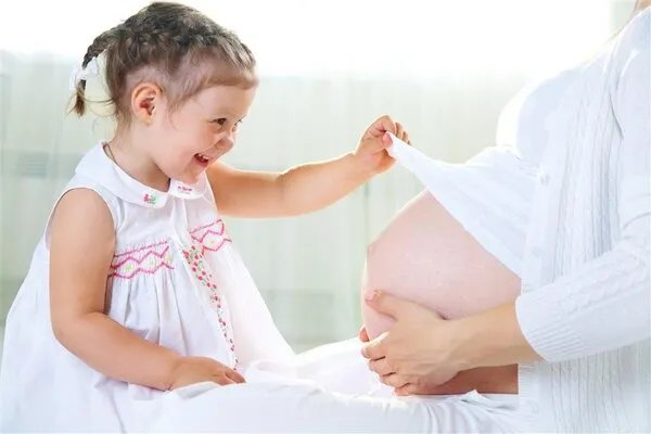 韩国结婚五年内夫妻四成无子女!为什么越来越多人不愿生小孩了