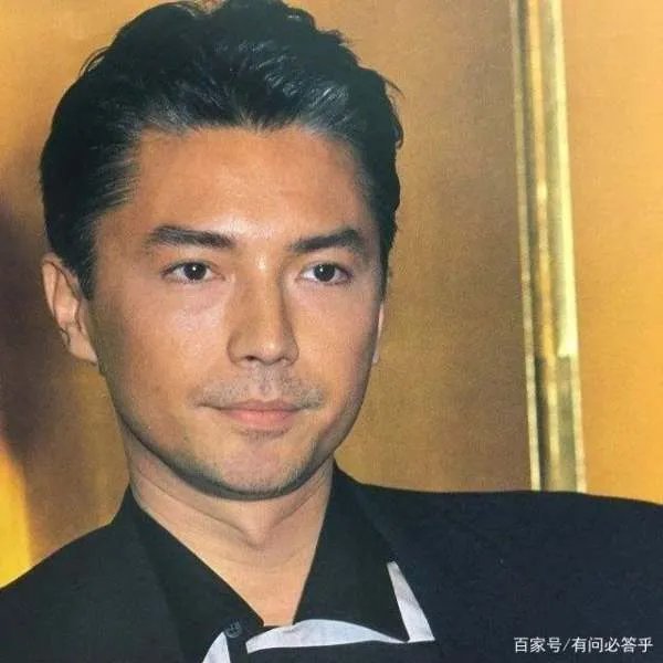 亚洲第一美男尊龙:王祖贤林青霞被他迷倒,为何却选择孤独终老?