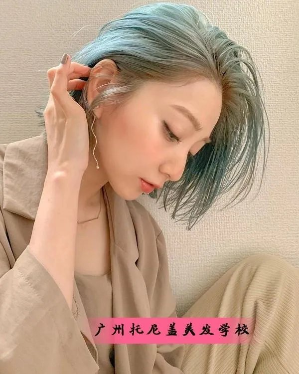 2021年沈阳学习美发需要多少钱学费?哪家美容美发学校价格便宜教的好?