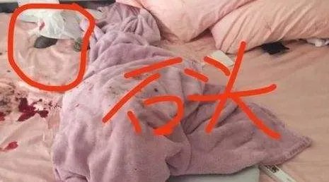 什么原因导致快递员打伤客户?