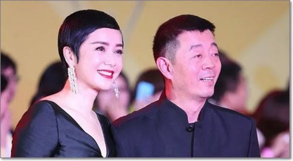 蒋雯丽和顾长卫早已貌合神离，他们为何一直不离婚？