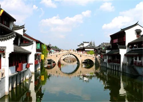 国内蜜月旅行去哪里好 2017十大蜜月旅游胜地