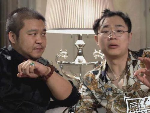 《屌丝男士》中大鹏生平?