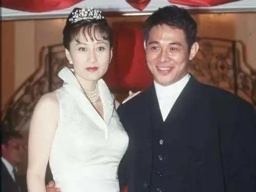 利智为何不做赌王五太?“吊”了李连杰10年才肯嫁,背后有什么秘密?
