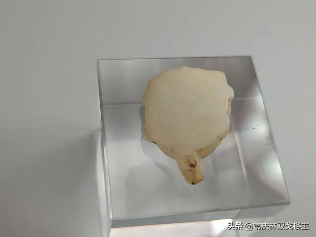 古瓷藏品是高端藏品，还是普通藏品，广大藏友哪类好识别？为什么？