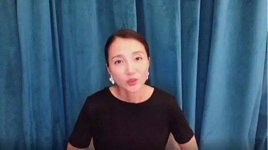 阿朵为宋小女唱歌是怎么回事，阿朵为何要给宋小女唱歌？