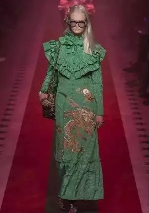 大牌雷人中国风鸡年还没完?咱家装可不这么玩!