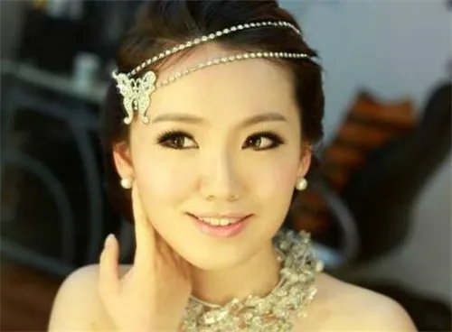 新娘妆造型图片 新娘化妆有哪些步骤