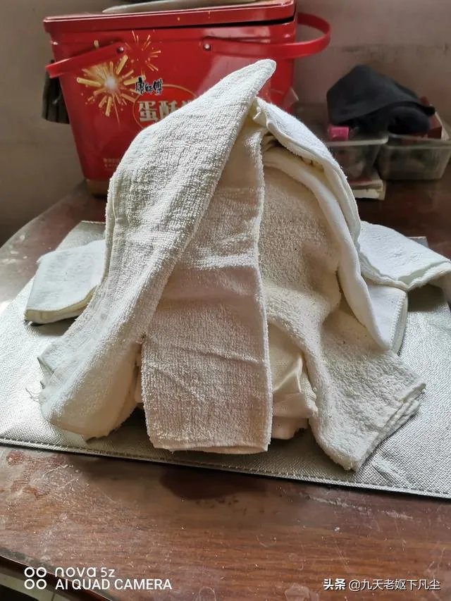 上厕所完事发现没有带纸，大家都是怎么做的？