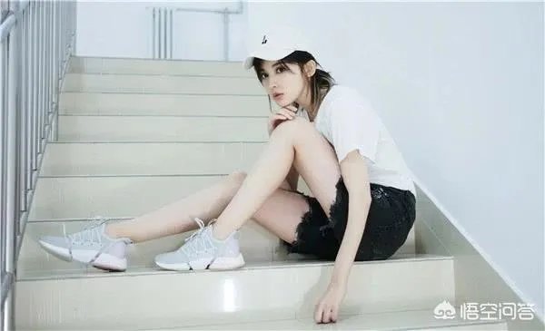 靠美腿或身材意外走红的明星有哪些?