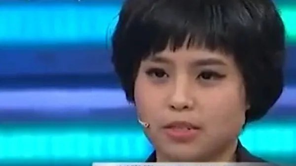 “晕倒门”后大反转,打压女海归未果恼羞成怒,名嘴张绍刚这是怎么了?