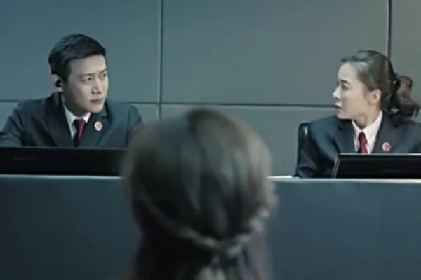 女生被杀案,嫌犯父亲是司法局干部,这件事他是否知情?