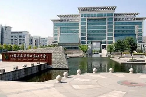 因爆炸已致9死10伤,无锡小吃店发生燃气爆炸事故的主要原因是什么?