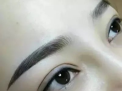 纹眉和绣眉哪个好?有什么区别?